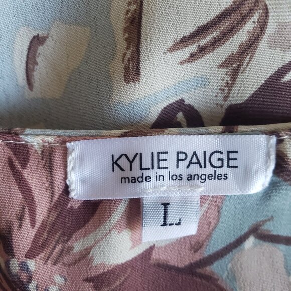 Kylie Paige LA Artsy Floral Babydoll Flutter Sleeve Top Blouse Pastel Size L - Picture 8 of 8